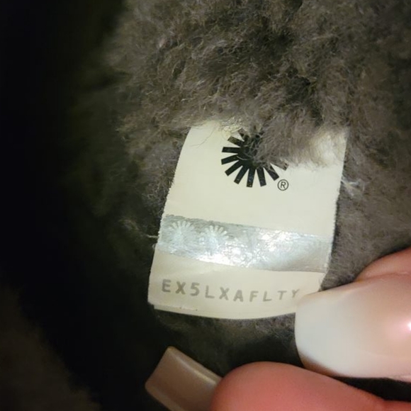 UGG Womens Mini Bailey Bow II Boot Size 9 in Grey Fair Condition - Picture 10 of 11